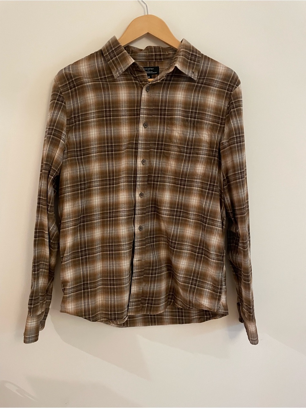Banana Republic Western Plaid Button-Down Shirt (M)